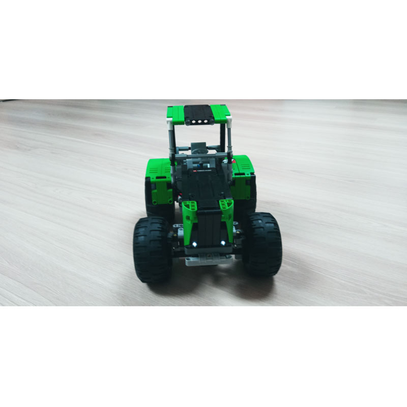 MOC-80667 도시 농장 농업용 중형 트랙터 빌딩  - Urban Farming Agriculture 리뷰 및 가격